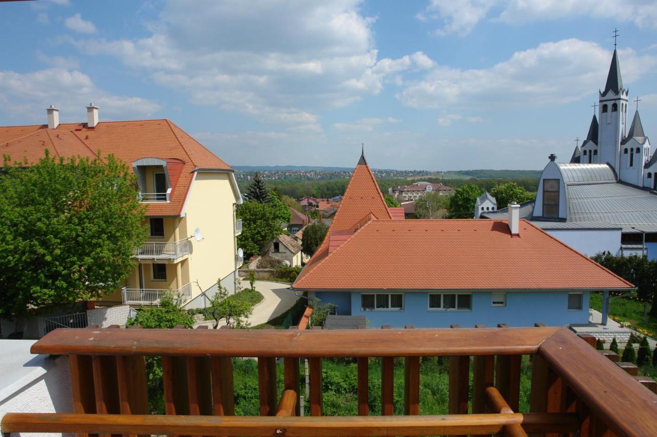 Roselio Sky Residence เฮวิซ ภายนอก รูปภาพ
